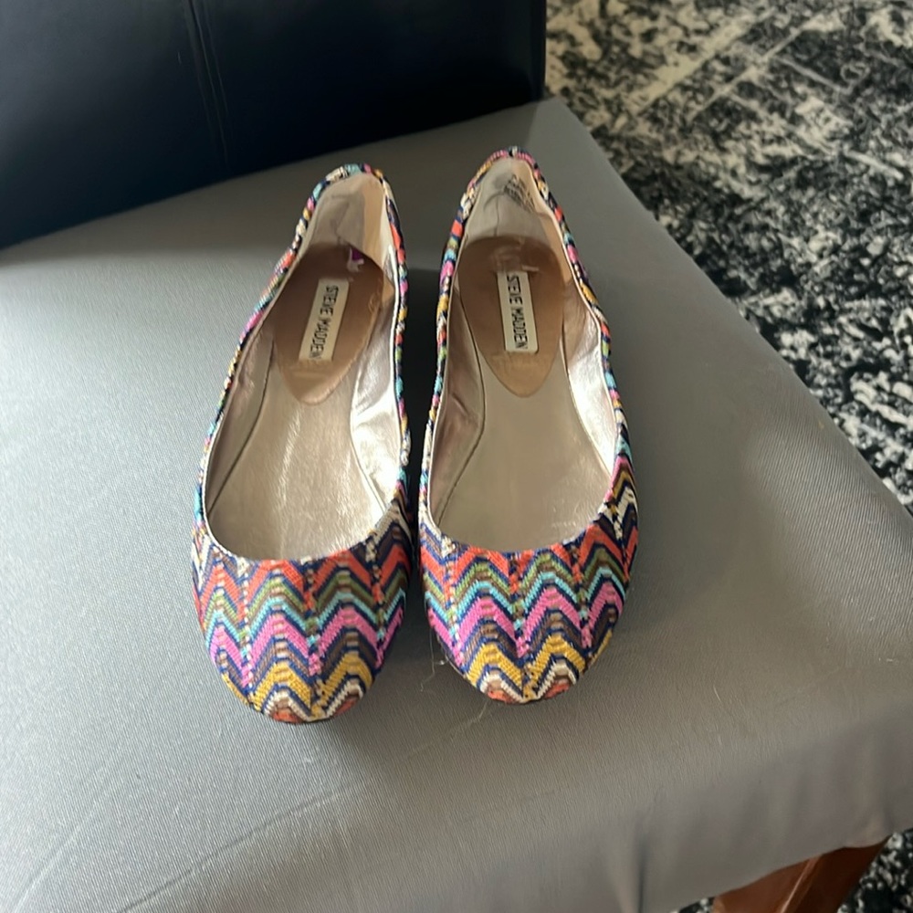 Steve Madden flats 8.5